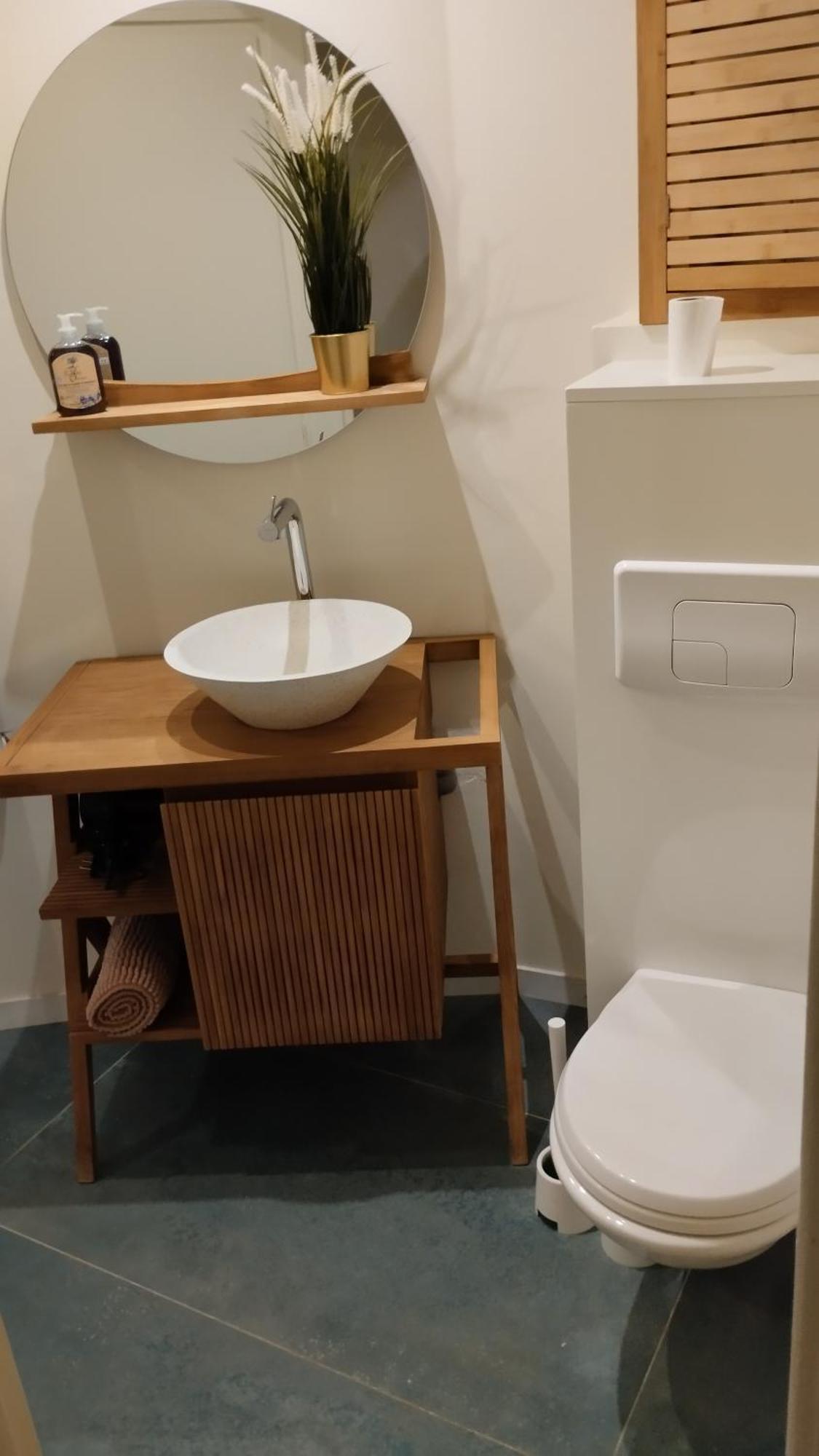 Le Laboratoire Shabby Chic De La Parfumerie Du Manoir Chavagne